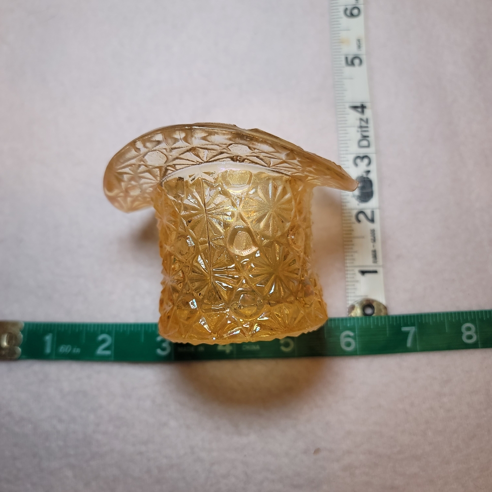 0828. Vintage~ CUTE ~ Amber Glass ~ Top Hat ~ Toothpick, Vape, Vase, Holder for?